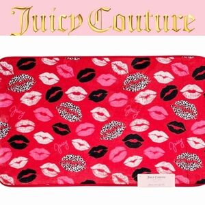 Juicy Couture Home Juicy Lips Logo Memory Foam Bath Rug